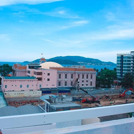 Sea Moon Hotel Nha Trang Esterno foto